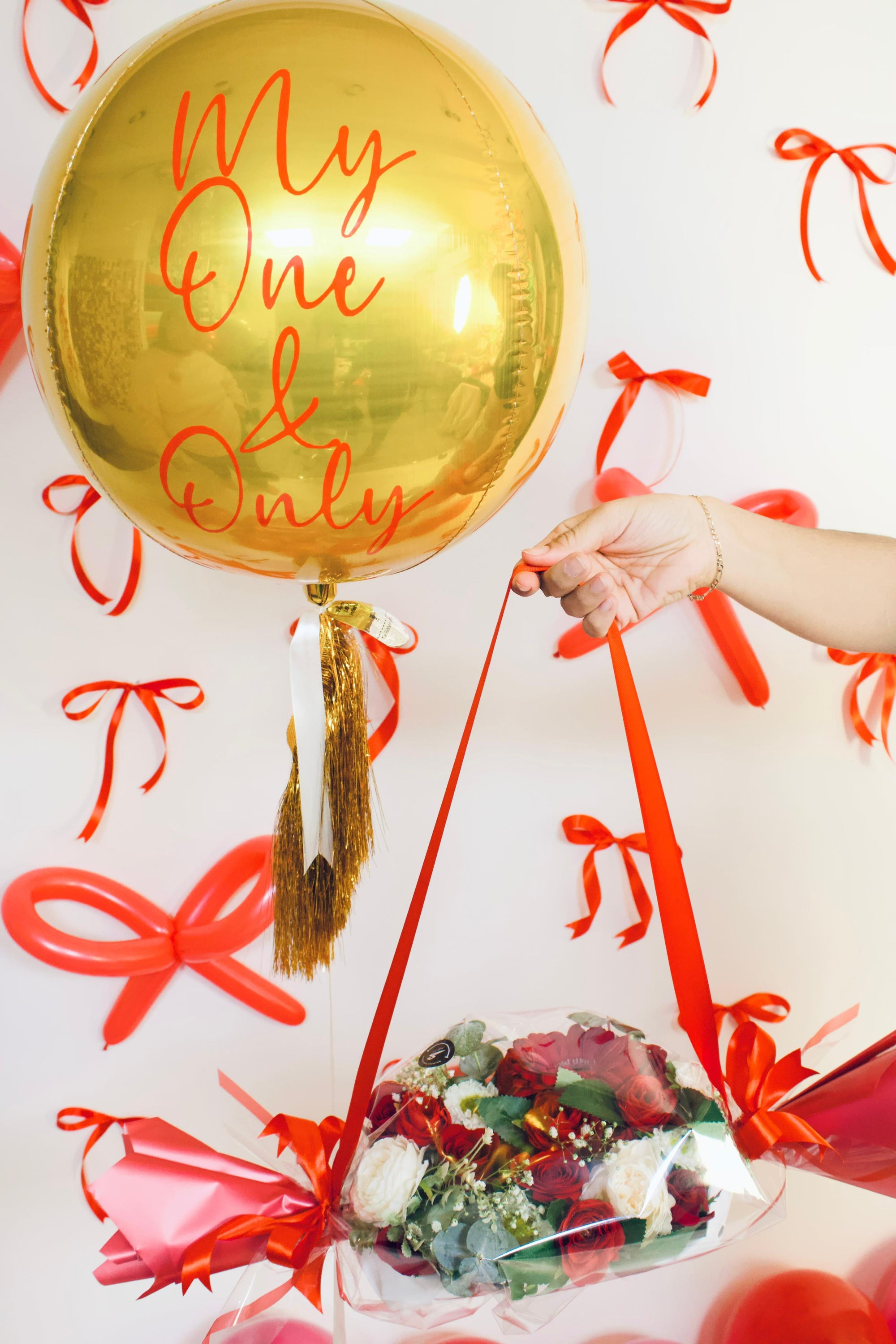 ORBZ DORADA 'MYONE&ONLY' + BOUQUETE FLORAL